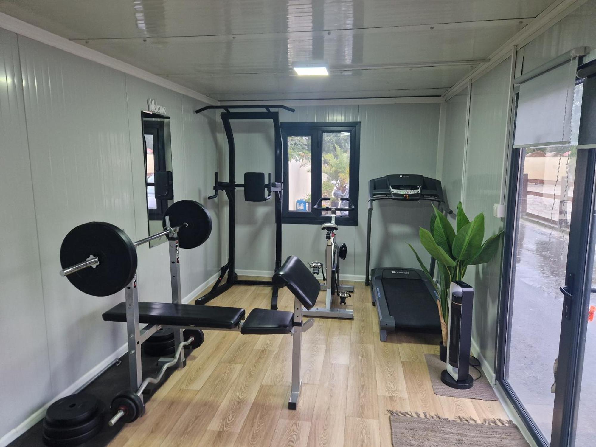 Farm Stay Nh Stables Nyrany Экстерьер фото