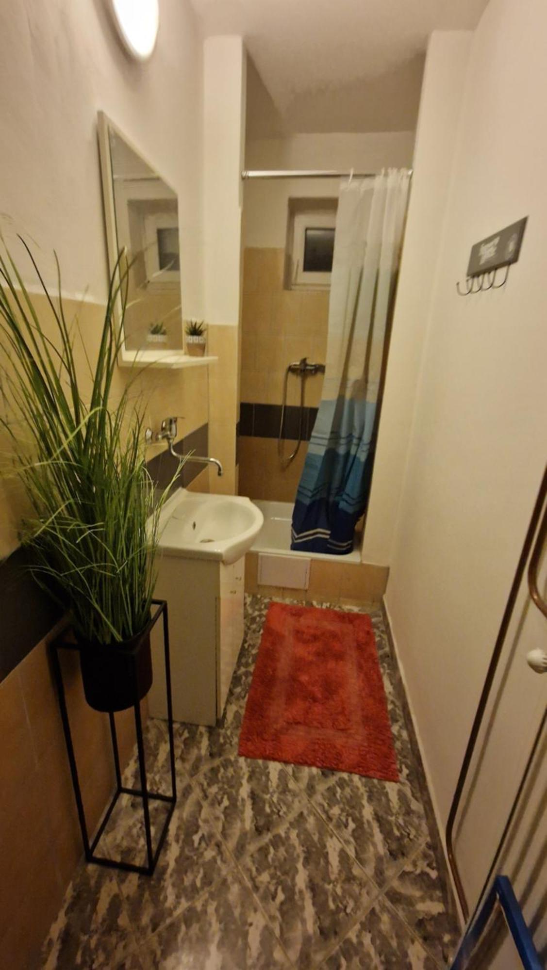 Farm Stay Nh Stables Nyrany Экстерьер фото